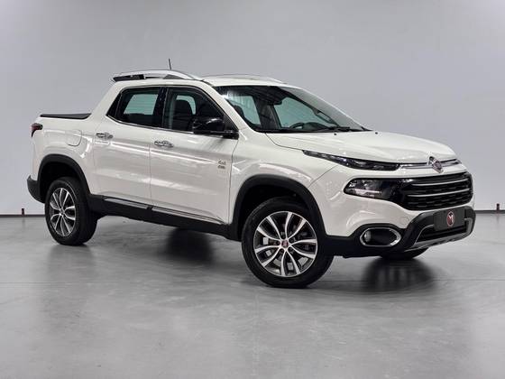 FIAT TORO 2.0 16V TURBO DIESEL VOLCANO 4WD AT9